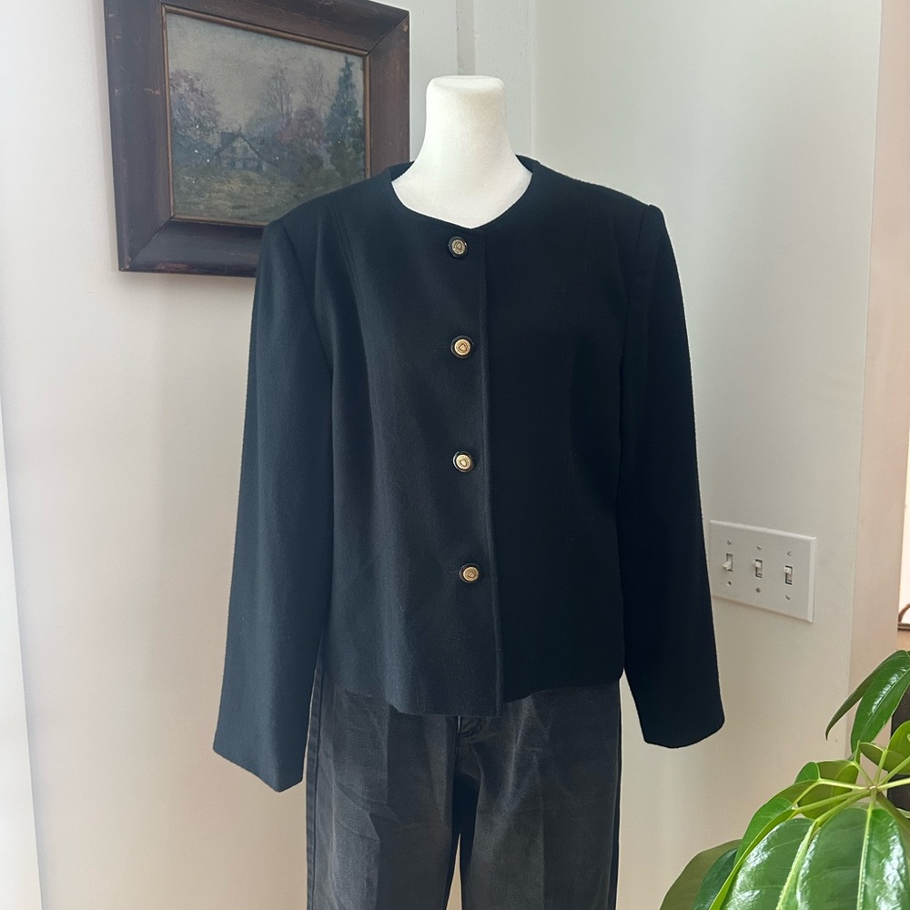 Vintage Worthington Black cropped Wool Blazer with Gold Crest Buttons